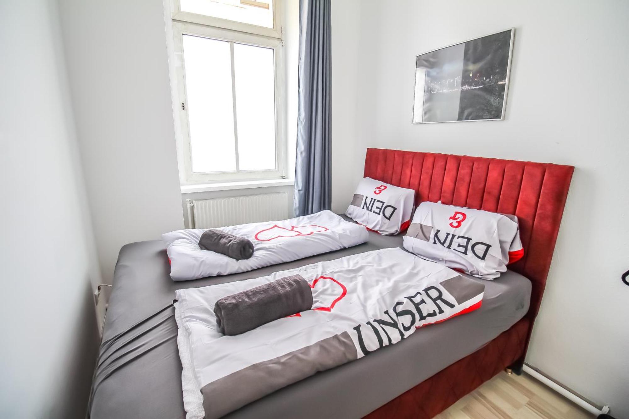 Cozy In Floridsdorf Area Pr3 Homestay *